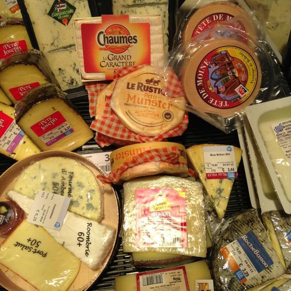 Photo taken at Albert Heijn by Wynette on 6/22/2013