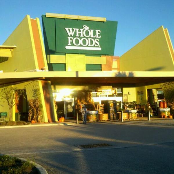 Photo taken at Whole Foods Market by Amanda I. on 10/20/2011-佛罗里达州杰克逊维尔圣何塞大道10601 Photo taken at Whole Foods Market by Amanda I. on 10/20/2011