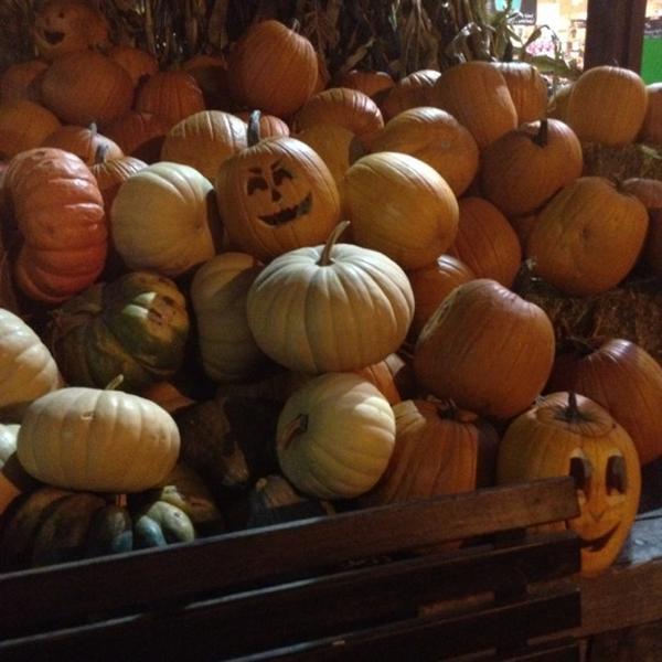 Photo taken at Whole Foods Market by Tatsuhito S. on 10/11/2012