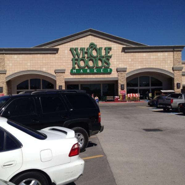 Photo taken at Whole Foods Market by Gustavo R. on 3/4/2012-德克萨斯州阿灵顿拉马尔大道801号 Photo taken at Whole Foods Market by Gustavo R. on 3/4/2012