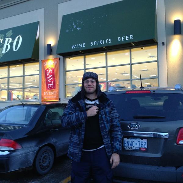 Photo taken at LCBO by Thalita K. on 1/23/2013-加拿大安大略省贵湖石路斯科茨代尔路615 Photo taken at LCBO by Thalita K. on 1/23/2013