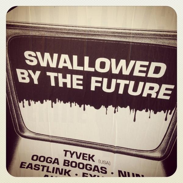 Photo taken at Coles by Troy B. on 11/15/2013-澳大利亚维多利亚州巴拉克拉瓦卡姆登街54 Photo taken at Coles by Troy B. on 11/15/2013