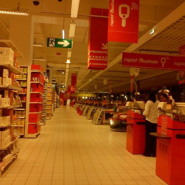 Auchan 法国莱克朗兰比塞特尔枫丹白露大道57-77号