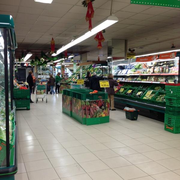 Photo taken at Mercadona by Dan H. on 1/4/2013