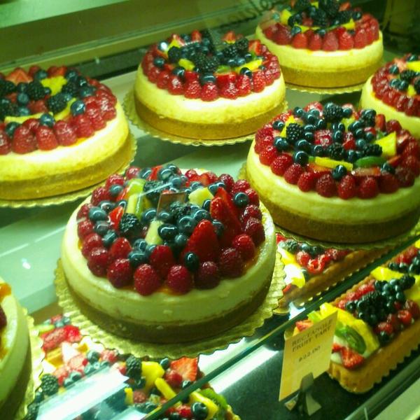 Photo taken at Wegmans by Astoriawinediva on 2/24/2013