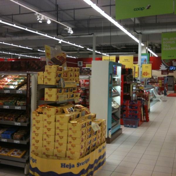 Photo taken at Coop Forum by Ludwig K. on 6/14/2012