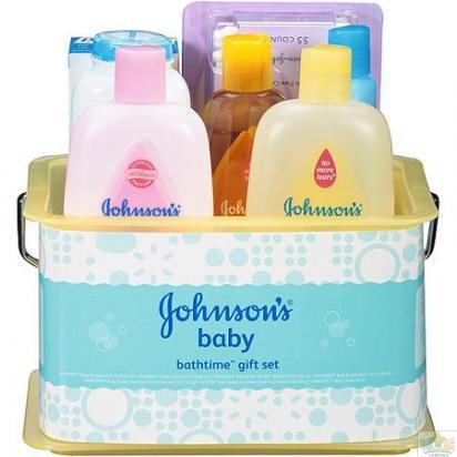 Johnsons Bathtime Essentials Baby强生婴儿礼品7件套 Johnsons Bathtime Essentials Baby强生婴儿礼品7件套