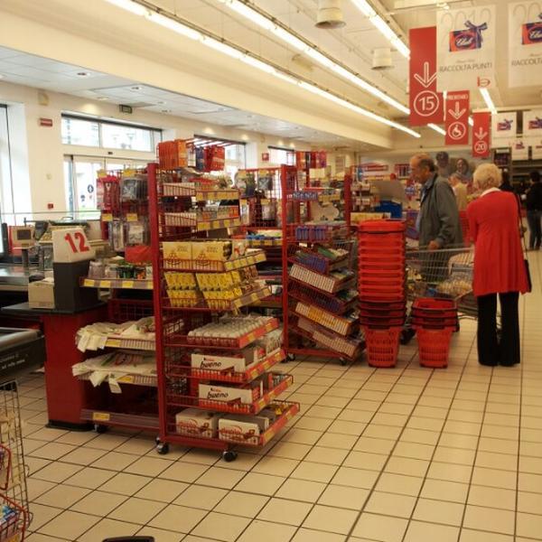 Photo taken at Bennet by Francesco B. on 9/28/2012-意大利皮埃蒙特托里诺卡拉廖路1 Photo taken at Bennet by Francesco B. on 9/28/2012