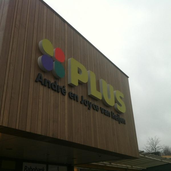 Photo taken at PLUS van Reijen by Marc C. on 12/23/2012