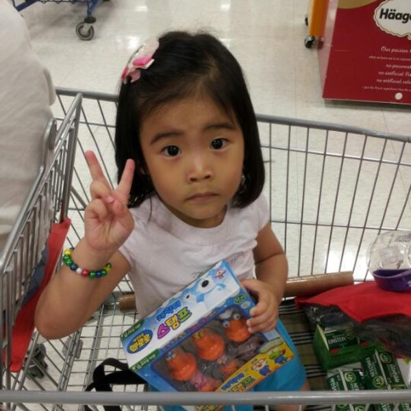 Photo taken at 이마트 (e-mart) by Sung Jun P. on 7/1/2012-釜山广域市中央大街1841易买得超市 Photo taken at 이마트 (e-mart) by Sung Jun P. on 7/1/2012