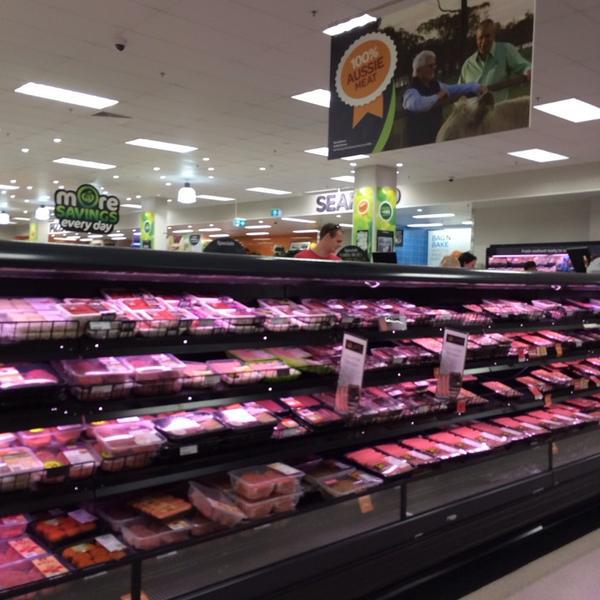 Photo taken at Woolworths by Chorus Call A. on 2/2/2014-澳大利亚昆士兰州纽斯特德天驰76 Photo taken at Woolworths by Chorus Call A. on 2/2/2014