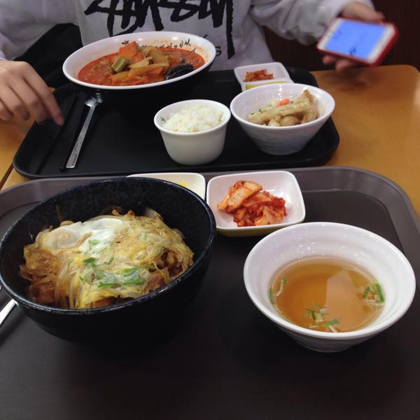 Photo taken at 홈플러스 (Home Plus) by Effy W. on 1/2/2015