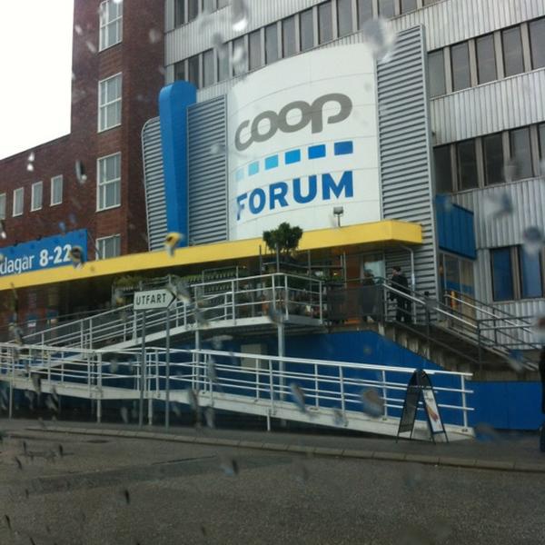 Photo taken at Coop Forum Vinsta by Fabiana on 4/22/2012