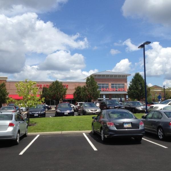 Photo taken at Trader Joe's by Creeva M. on 8/12/2012-俄亥俄州哥伦布伊斯顿环路3888 Photo taken at Trader Joe's by Creeva M. on 8/12/2012