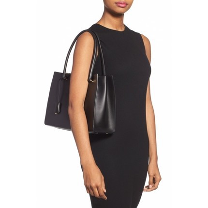 Ferragamo/菲拉格慕 女包 女式手提包 Q01765682 Ferragamo/菲拉格慕 女包 女式手提包 Q01765682