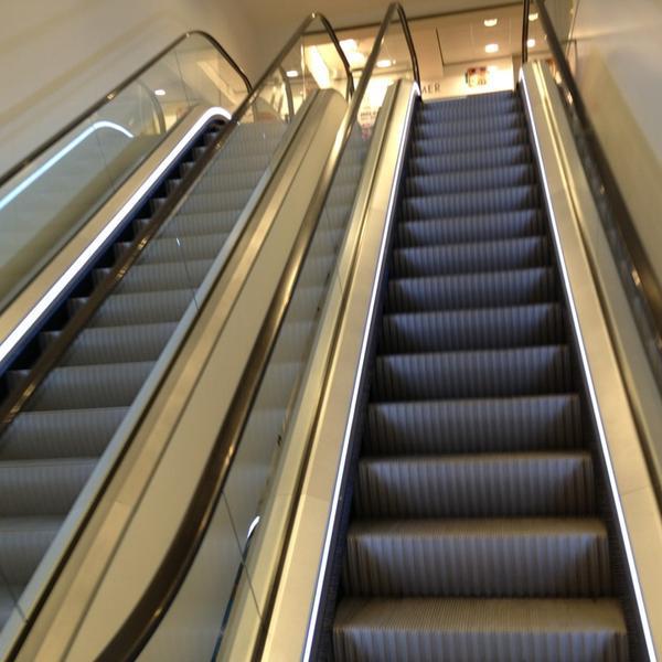 Photo taken at HEMA by Florian B. on 6/18/2013