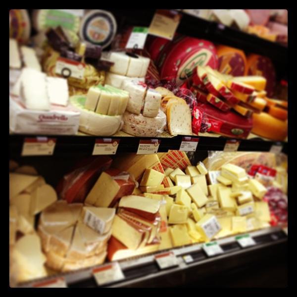 Photo taken at Whole Foods Market by Ryan S. on 7/18/2013-佛罗里达州劳德代尔堡联邦高速路2000号(在第19大街和21大街之间) Photo taken at Whole Foods Market by Ryan S. on 7/18/2013