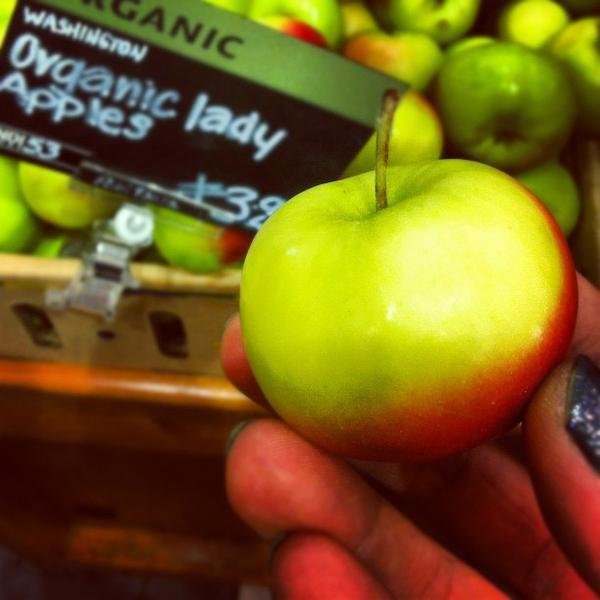 Photo taken at Whole Foods Market by Angie S. on 11/19/2012-佛罗里达州劳德代尔堡联邦高速路2000号(在第19大街和21大街之间) Photo taken at Whole Foods Market by Angie S. on 11/19/2012