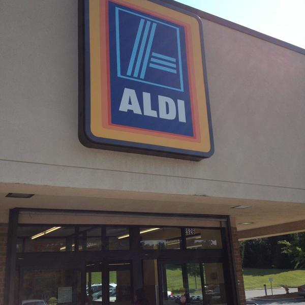 Photo taken at Aldi by Jimmy S. on 9/9/2013
