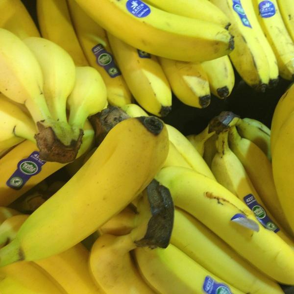 Photo taken at Whole Foods Market by goko.usa on 1/8/2013-德克萨斯州达拉斯卢姆阿尔托路4100号 Photo taken at Whole Foods Market by goko.usa on 1/8/2013