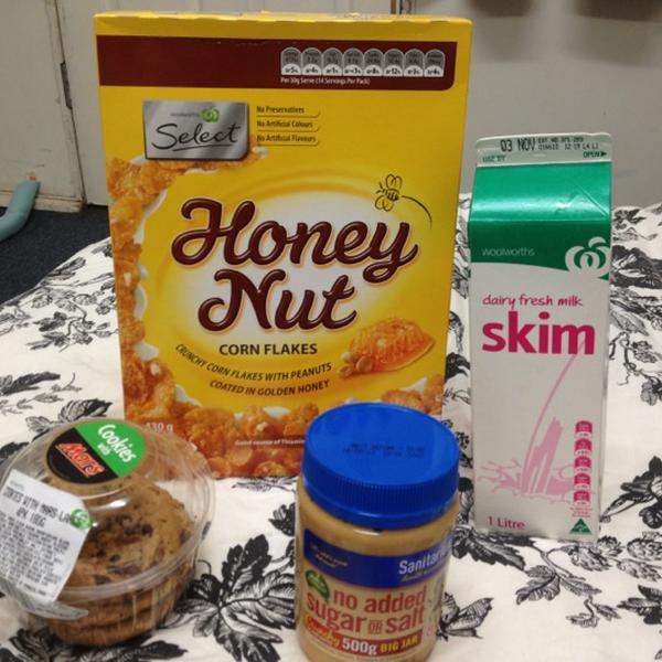 Photo taken at Woolworths by Jue L. on 10/23/2012