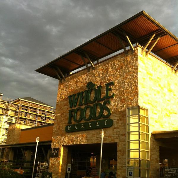 Photo taken at Whole Foods Market by -德克萨斯州休斯敦达拉斯街701 Photo taken at Whole Foods Market by