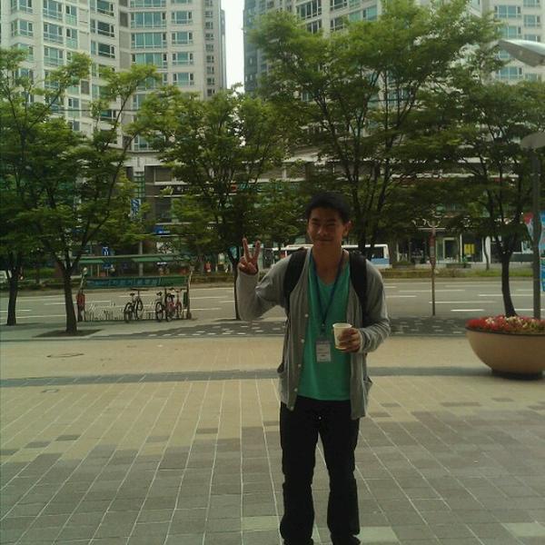 Photo taken at 홈플러스 (Home plus) by John S. on 7/4/2012-釜山市海云台区Centum东路6号(Centum City店) Photo taken at 홈플러스 (Home plus) by John S. on 7/4/2012