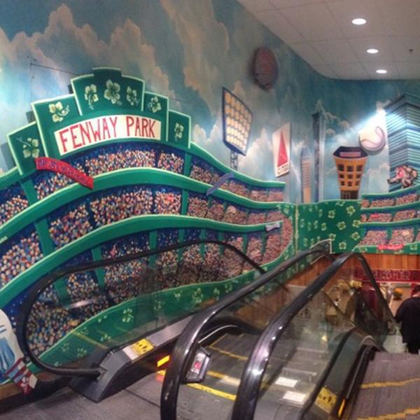 Trader Joe's乔氏连锁波士顿店 麻萨诸塞州波士顿斯顿街899号