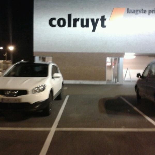 Photo taken at Colruyt by Chloë 