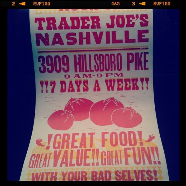 Photo taken at Trader Joe's by Jordan H. on 3/22/2012-田纳西州纳什维尔市希尔斯伯勒帕克路3909(在阿伯特马丁路和理查德琼斯路之间) Photo taken at Trader Joe's by Jordan H. on 3/22/2012