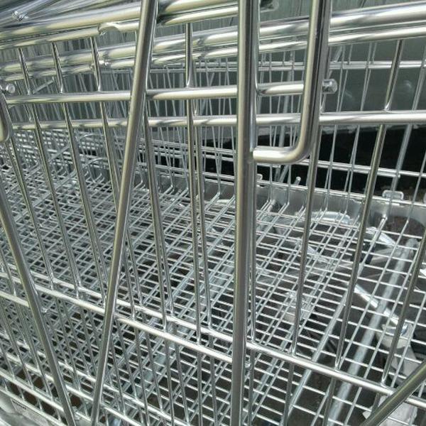 Photo taken at Fakta by Martin F. on 4/7/2012