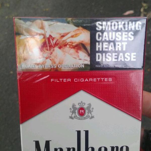 Photo taken at Woolworths by daxxen t. on 2/8/2012