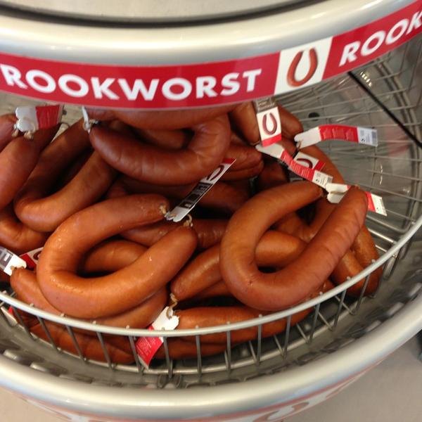 Photo taken at HEMA by André B. on 3/7/2013-荷兰弗莱福兰省阿尔梅勒对角线街187号 Photo taken at HEMA by André B. on 3/7/2013