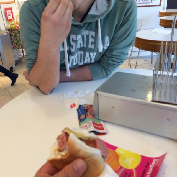 Photo taken at HEMA by Jeroen on 3/27/2014-荷兰北荷兰省哈勒姆十字街51号 Photo taken at HEMA by Jeroen on 3/27/2014