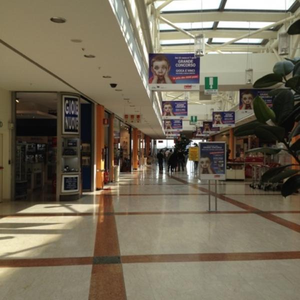 Photo taken at Centro Commerciale Galleria Auchan by Alex M. on 3/22/2012