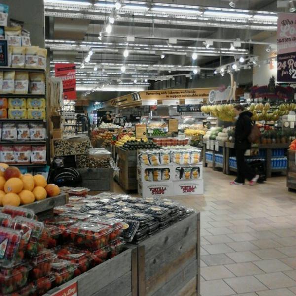 Photo taken at Whole Foods Market by Chef P. on 2/4/2013-马里兰 巴尔的摩舰队街1001(在美国埃克塞特街) Photo taken at Whole Foods Market by Chef P. on 2/4/2013
