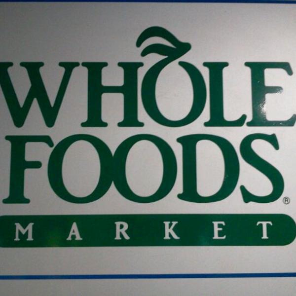 Photo taken at Whole Foods Market by Ramses M. on 1/31/2012-马里兰 巴尔的摩舰队街1001(在美国埃克塞特街) Photo taken at Whole Foods Market by Ramses M. on 1/31/2012