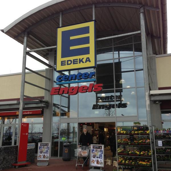 Photo taken at EDEKA by Markus B. on 2/2/2013-德国北莱茵威斯特法伦科隆克彭 Photo taken at EDEKA by Markus B. on 2/2/2013