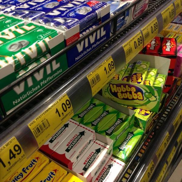 Photo taken at EDEKA by Matthias K. on 1/25/2013-德国北莱茵威斯特法伦科隆克彭 Photo taken at EDEKA by Matthias K. on 1/25/2013