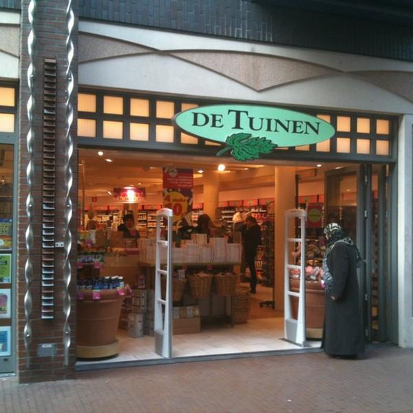 Photo taken at De Tuinen by Egon W. on 12/1/2012