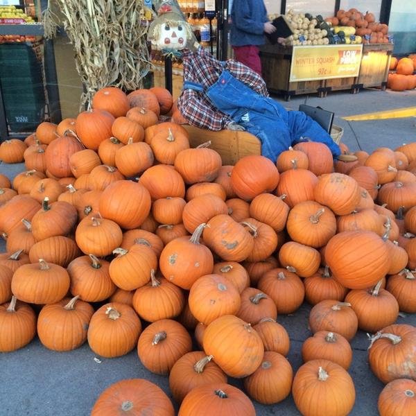 Photo taken at Whole Foods Market by Ele R. on 10/18/2014-科罗拉多州丹佛市县华盛顿南街1111号 Photo taken at Whole Foods Market by Ele R. on 10/18/2014