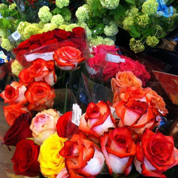 Photo taken at Whole Foods Market by Rick T. on 5/13/2012-伊利诺州内珀维尔第75大街2607号 Photo taken at Whole Foods Market by Rick T. on 5/13/2012