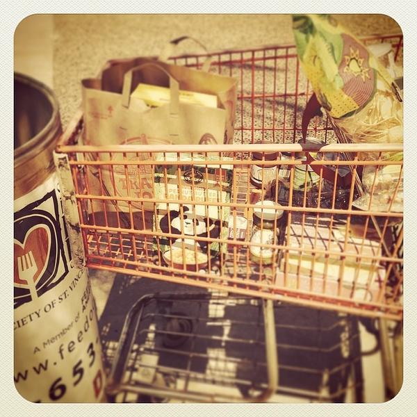 Photo taken at Trader Joe's by Tom H. on 4/11/2014-美国加利福尼亚州科斯塔梅萨波莫纳大道640 Photo taken at Trader Joe's by Tom H. on 4/11/2014