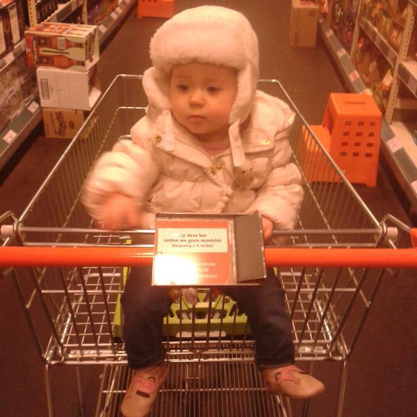 Photo taken at Colruyt by Michiel V. on 11/10/2014-西佛兰德伊泽赫姆维哥路119号 Photo taken at Colruyt by Michiel V. on 11/10/2014