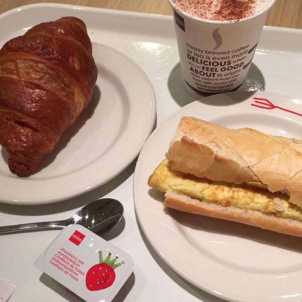 Photo taken at Hema by Nigel V. on 12/15/2014