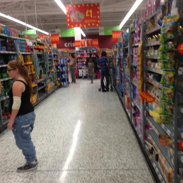 ASDA 英国伦敦达根汉姆梅里兰斯克雷森特