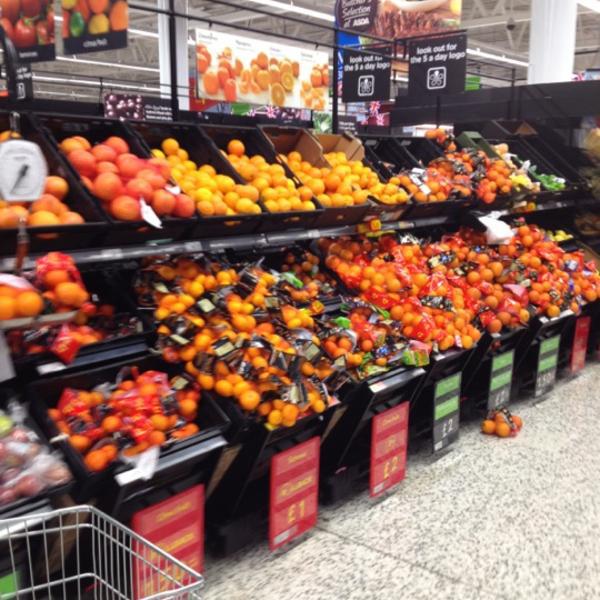 Photo taken at ASDA by Inês E. on 6/16/2012-英国伦敦达根汉姆梅里兰斯克雷森特 Photo taken at ASDA by Inês E. on 6/16/2012