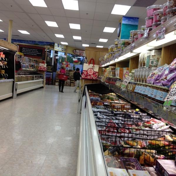 Photo taken at Trader Joe's by Kyle Y. on 7/21/2012