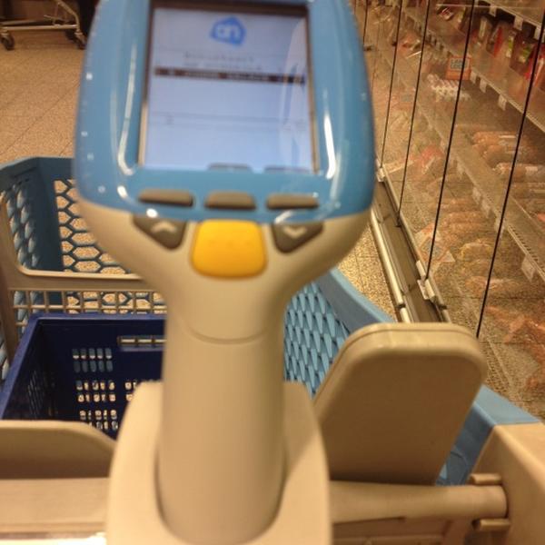 Photo taken at Albert Heijn XL by Kristian ツ. on 2/5/2013-荷兰北布拉班特省海尔蒙德多伦路1号 Photo taken at Albert Heijn XL by Kristian ツ. on 2/5/2013