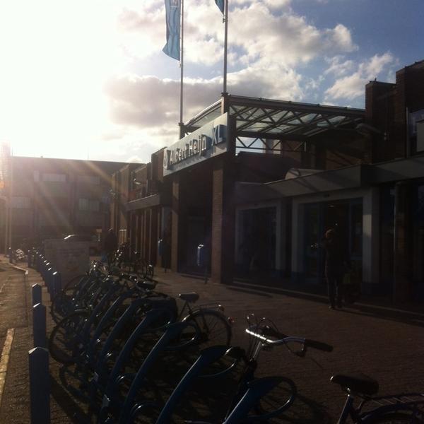 Photo taken at Albert Heijn XL by Raivis P. on 4/13/2014-荷兰北布拉班特省海尔蒙德多伦路1号 Photo taken at Albert Heijn XL by Raivis P. on 4/13/2014